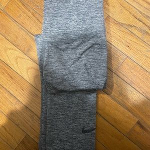 Nike crop leggings